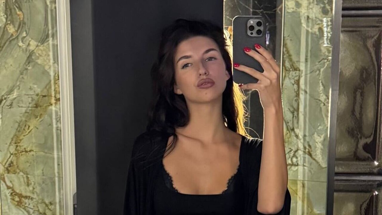 CassandraChamp Free Naked Private