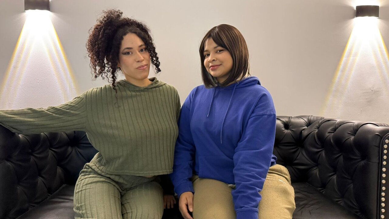 DakotaAndAnnie Free Naked Private