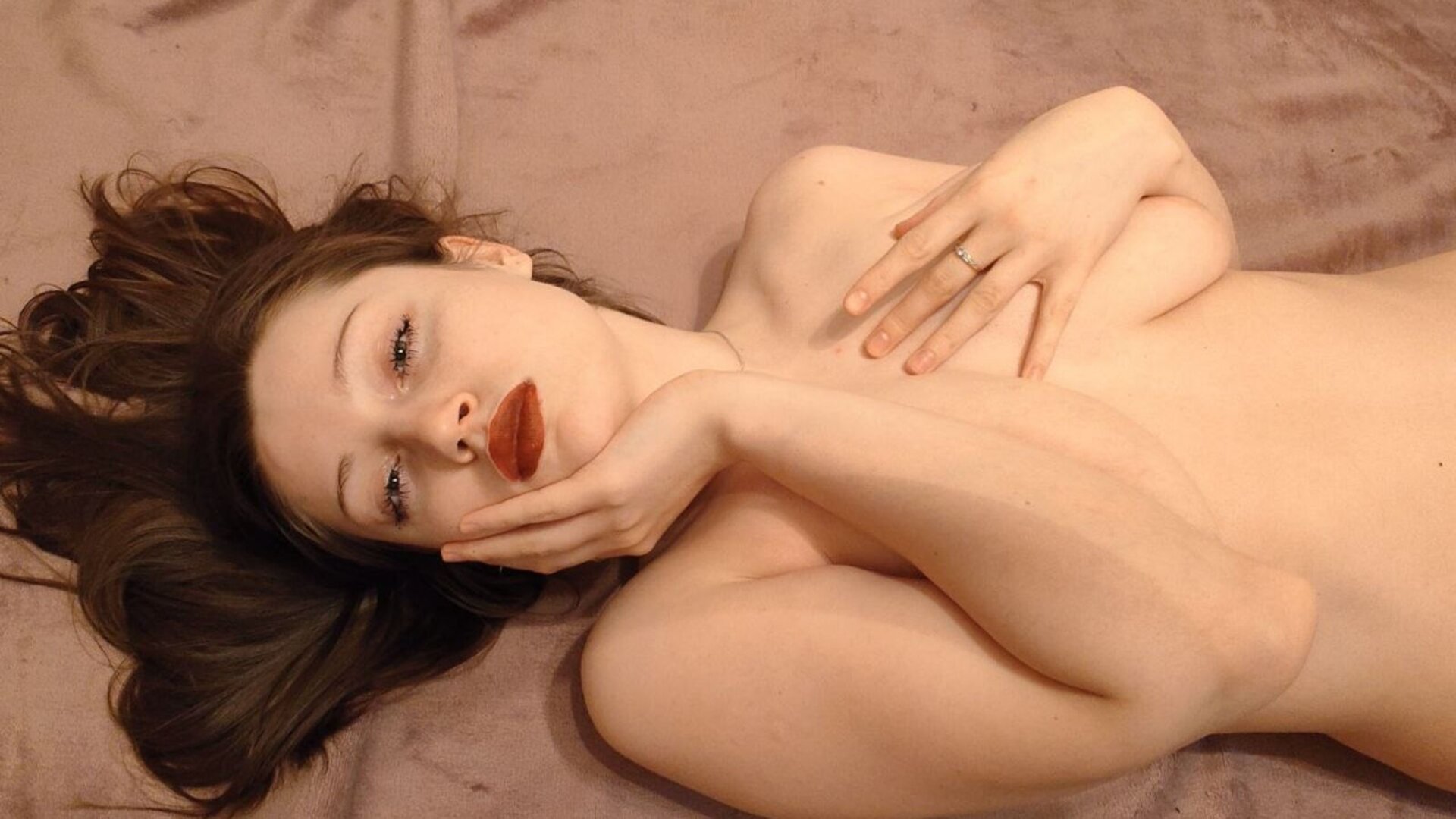 JuliaMoreau Free Naked Private