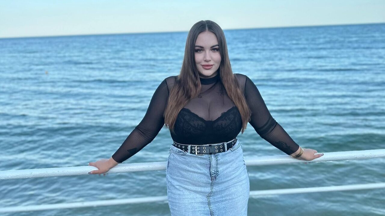 LeillaTvin Free Naked Private