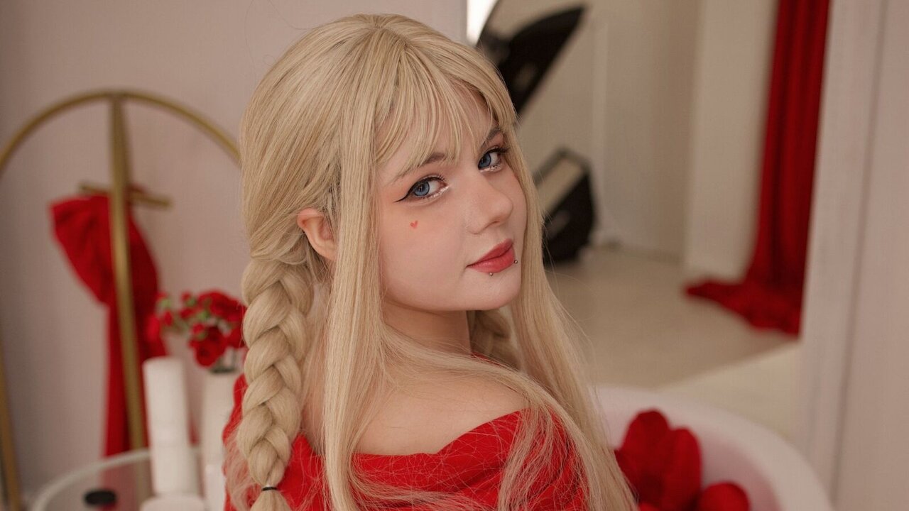 MellyBloom Free Naked Private