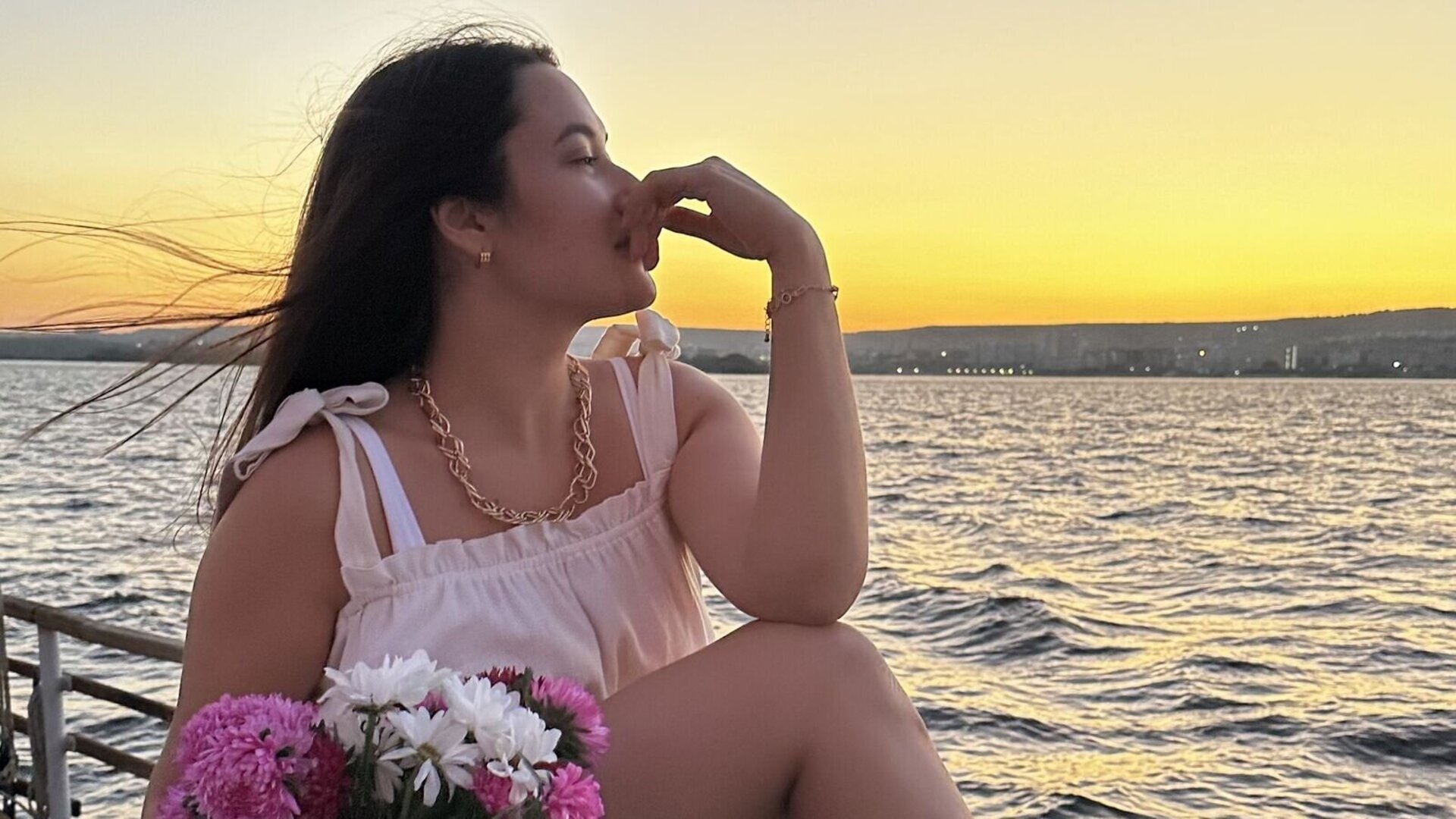 RiraRight Free Naked Private