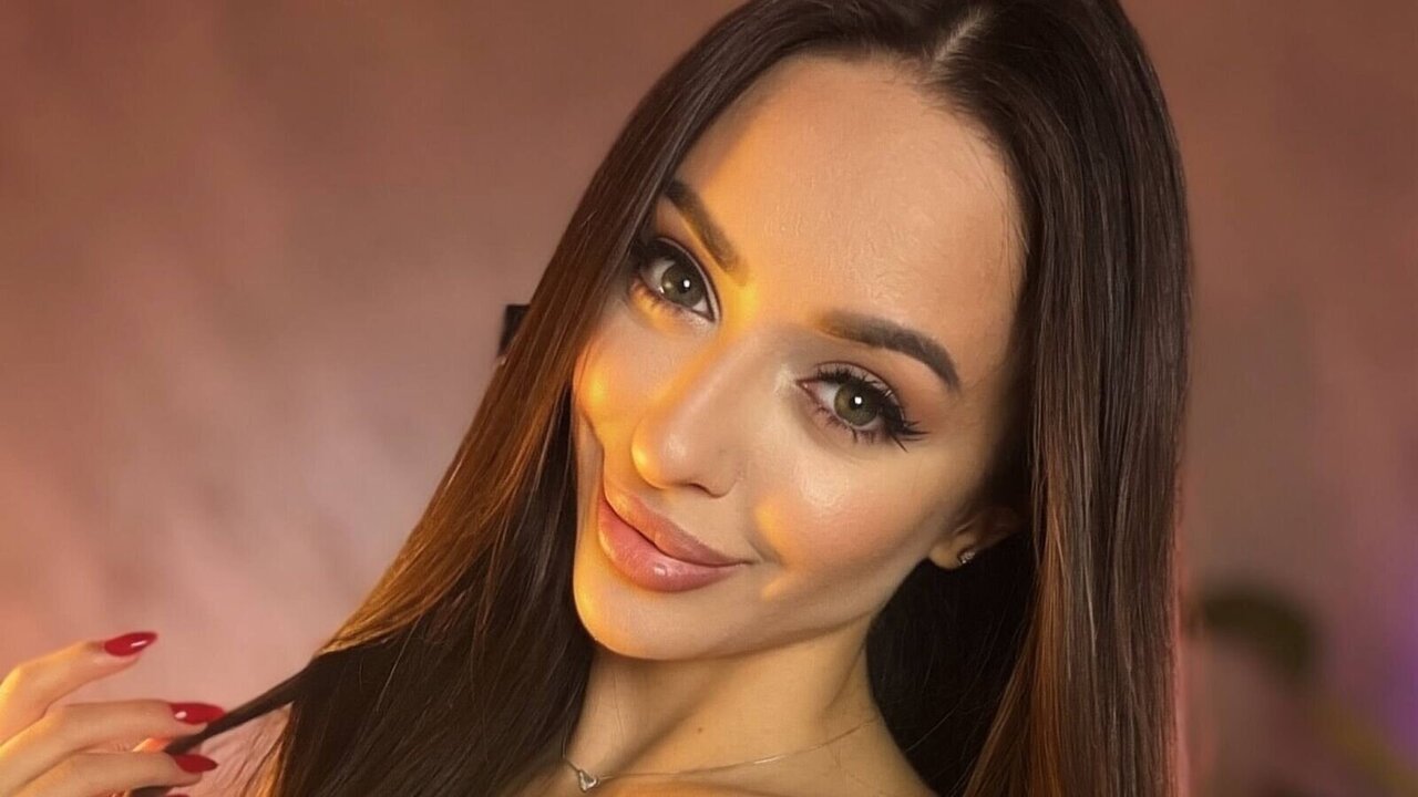 TynaAkira Free Naked Private